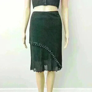 Vintage beaded front high  waisted black stretchable midi skirt with ruffles